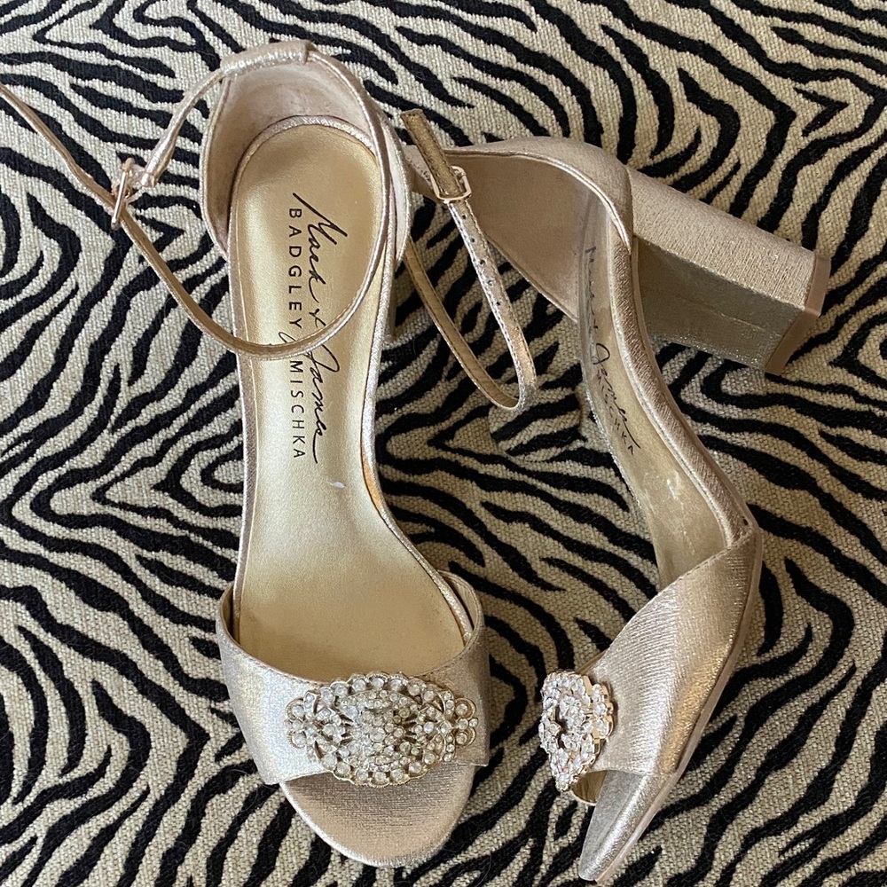 Badgley Mischka Mark and James  Champagne Gold formal  worn once rhinestone